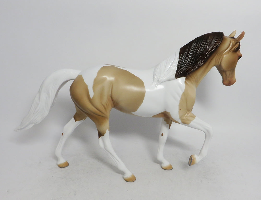 NUTCRACKER- OOAK CAMELLO PINTO TWH BY AUDREY DIXON WHS 2018