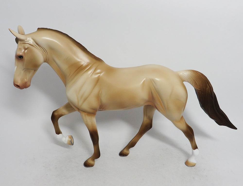 MIDNIGHT- OOAK CAMELLO TWH BY AUDREY DIXON WHS 2018