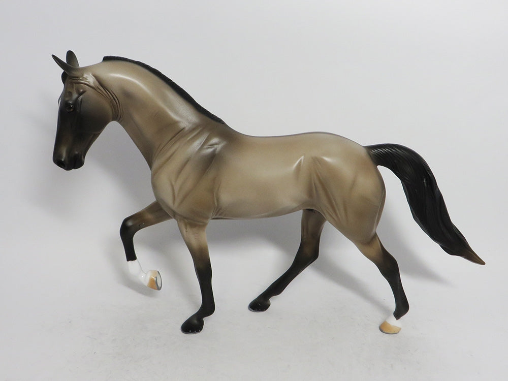 JINGLE BELL- OOAK GRULLA TWH BY AUDREY DIXION WHS 2018