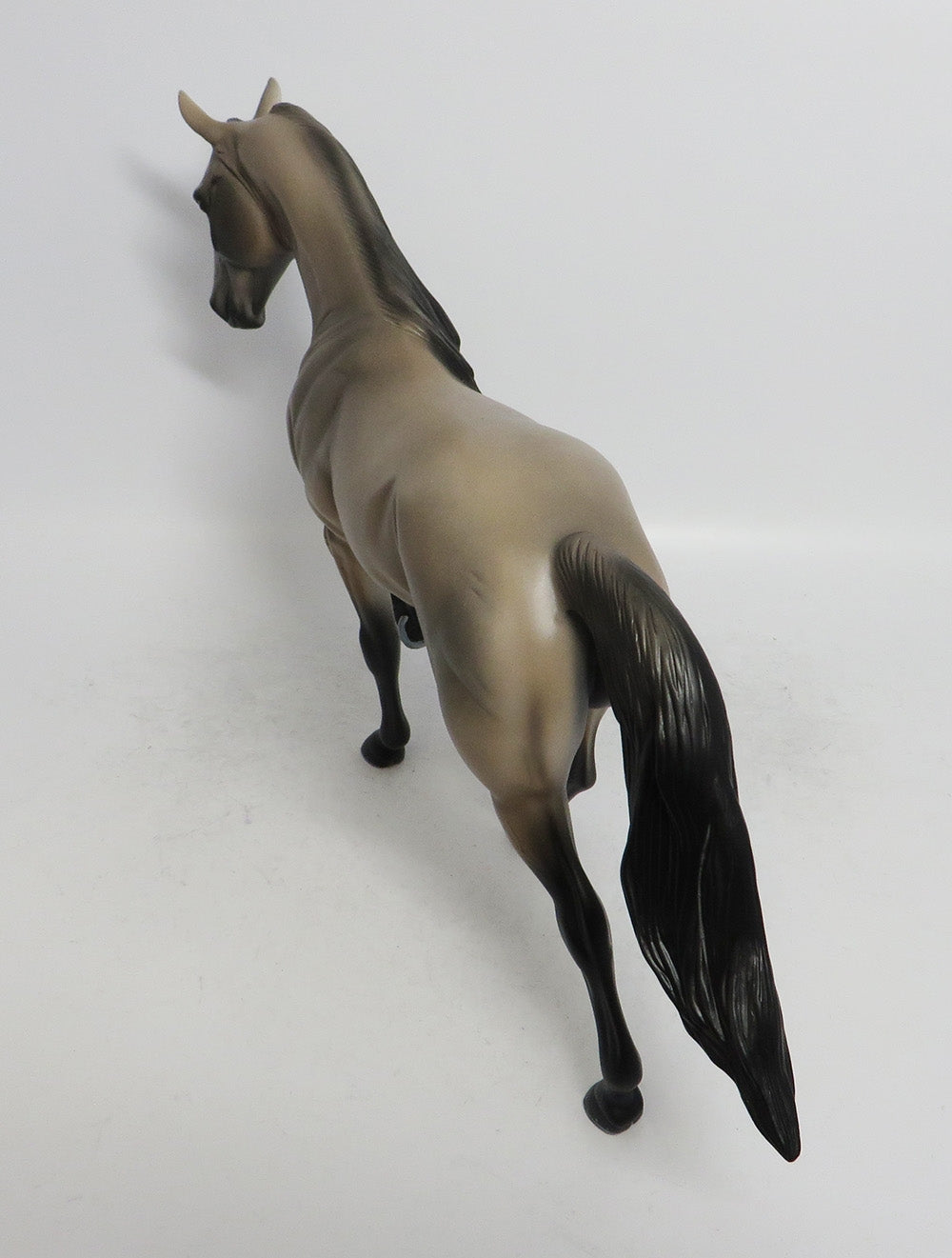 DONNER- OOAK GRULLA TWH BY AUDREY DIXON WHS 2018