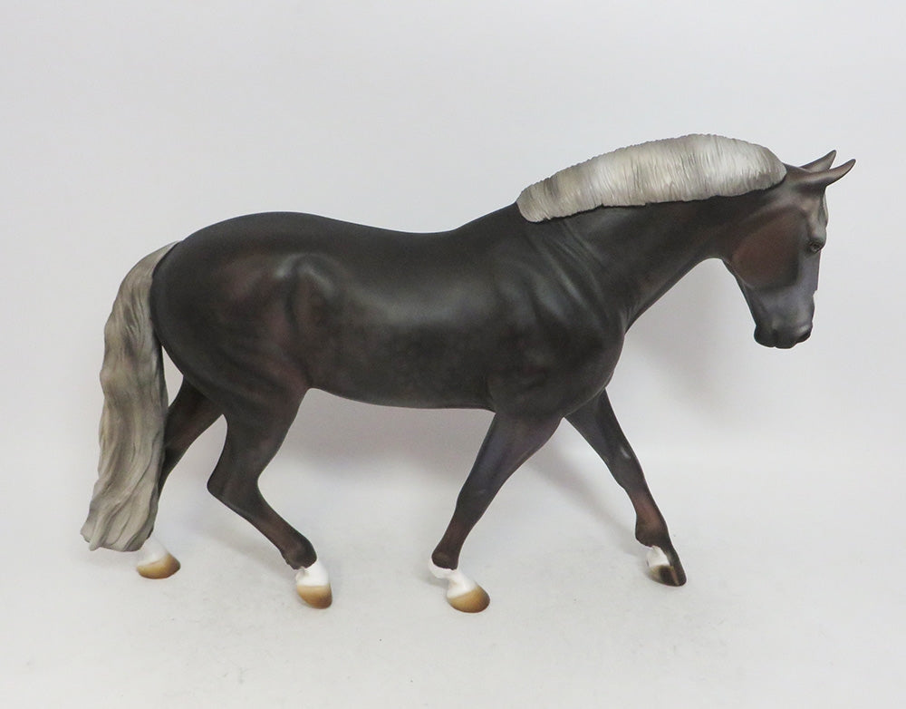 LICORICE-OOAK DAPPLE BLACK GOING GREY IRISH DRAFT WHS 2018
