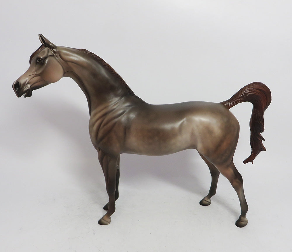 NUTMEG- OOAK CUSTOM ARABIAN ROSE GREY BY JULIE KEIM WHS 2018