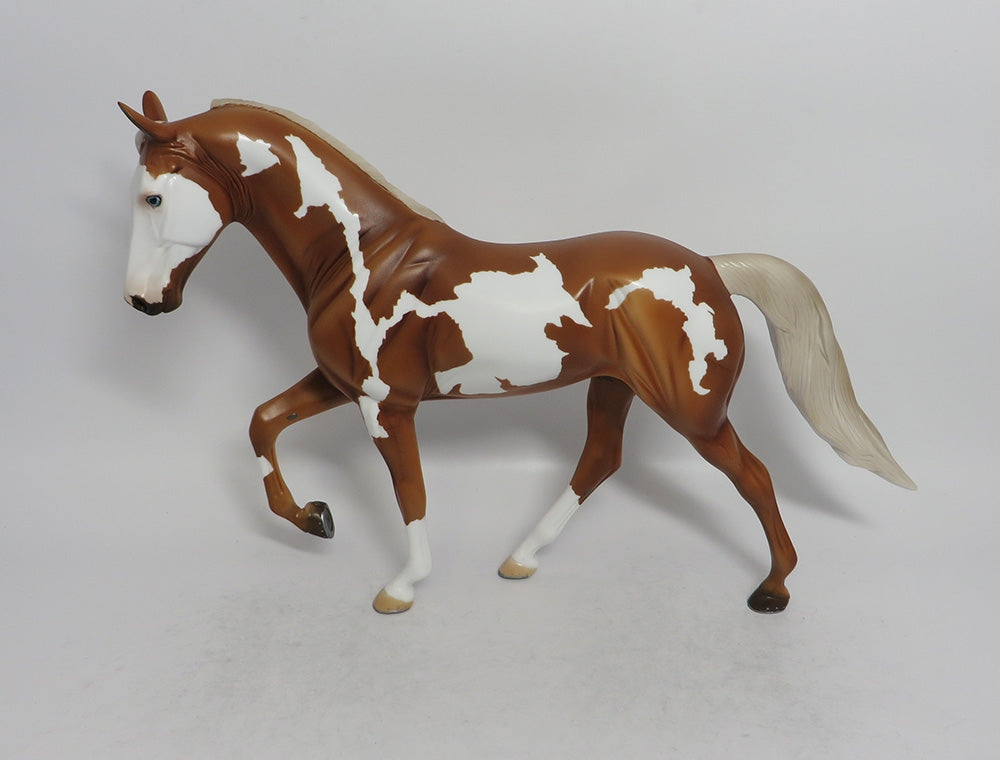 CHIMERA - OOAK CHESTNUT PINTO TENNESSEE WALKER MODEL HORSE MW2018