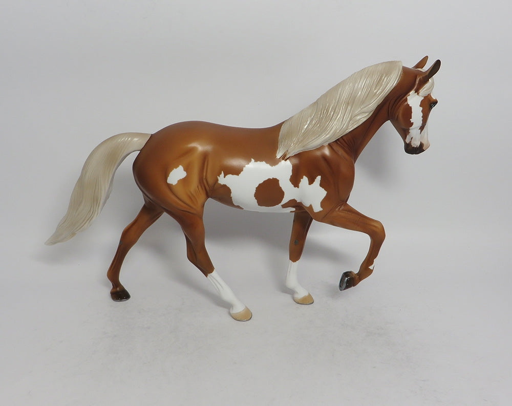 CHIMERA - OOAK CHESTNUT PINTO TENNESSEE WALKER MODEL HORSE MW2018