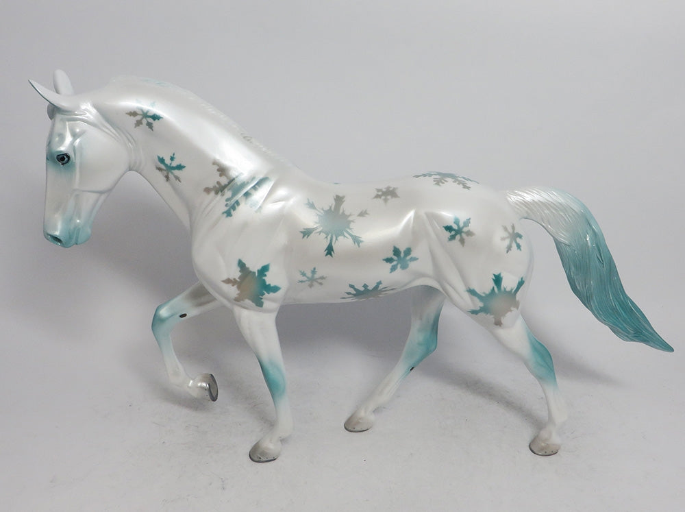 BEAUTIFUL SIGHT- OOAK SNOWFLAKE TWH BY AUDREY DIXION WHS 2018