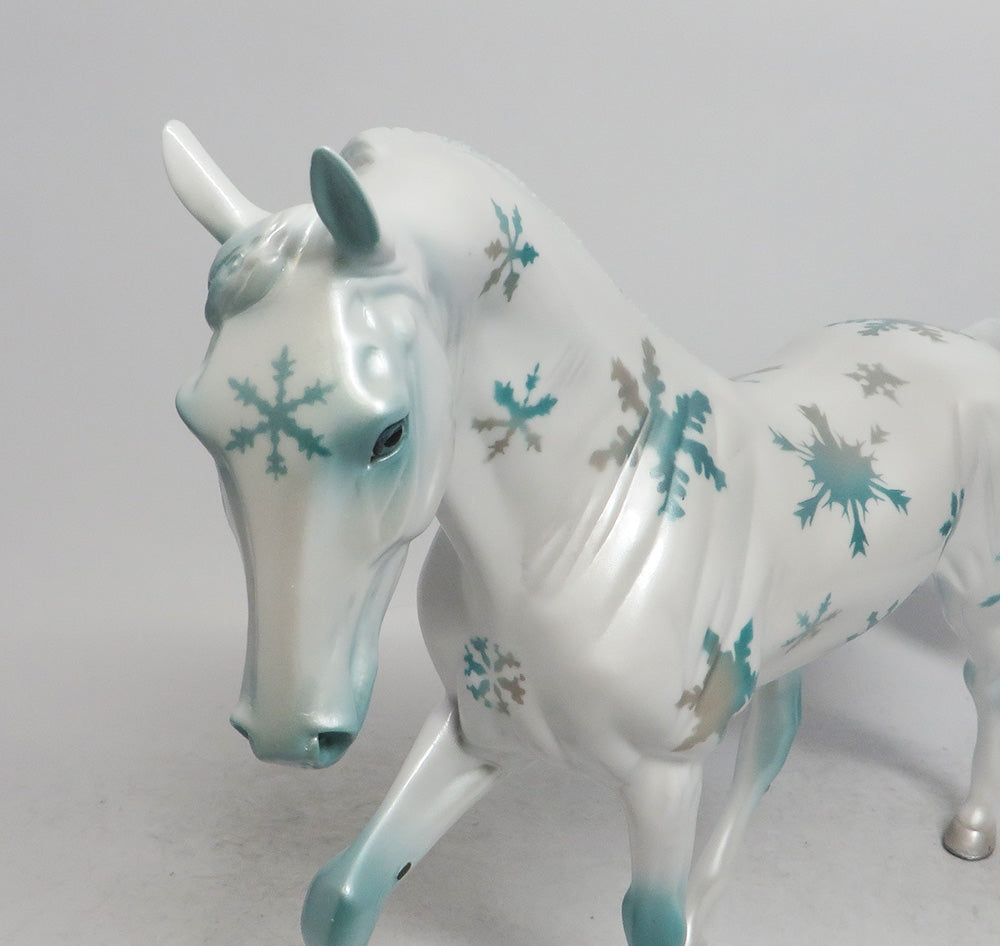 BEAUTIFUL SIGHT- OOAK SNOWFLAKE TWH BY AUDREY DIXION WHS 2018