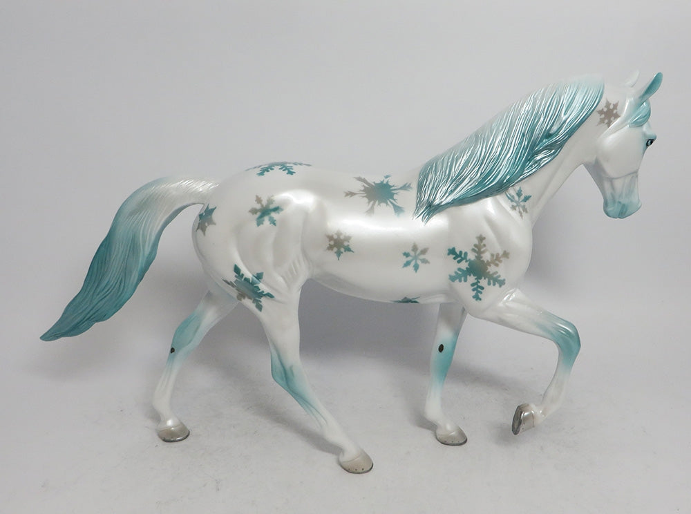 BEAUTIFUL SIGHT- OOAK SNOWFLAKE TWH BY AUDREY DIXION WHS 2018
