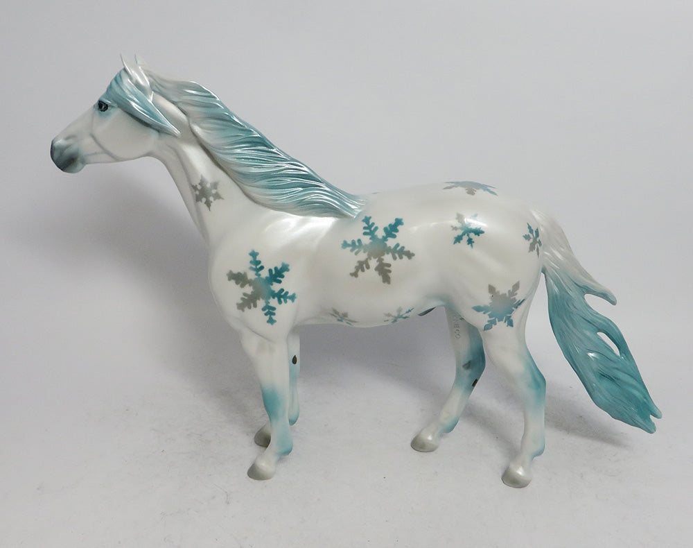ESKIMO KISSES-OOAK SNOWFLAKE MUSTANG WHS 2018