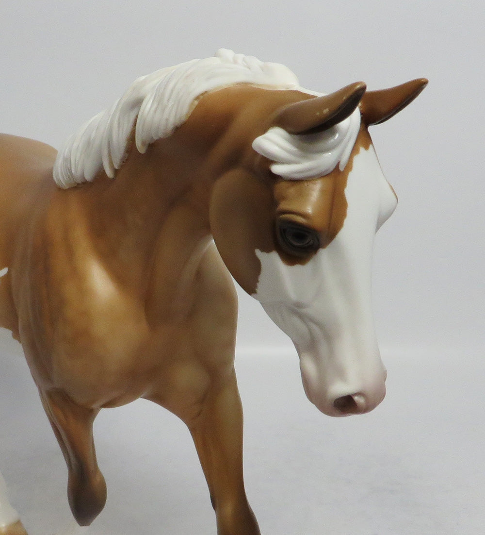 SUNSATION - LE3 DAPPLE PALOMINO PINTO PALOUSE MODEL HORSE SHCF2018