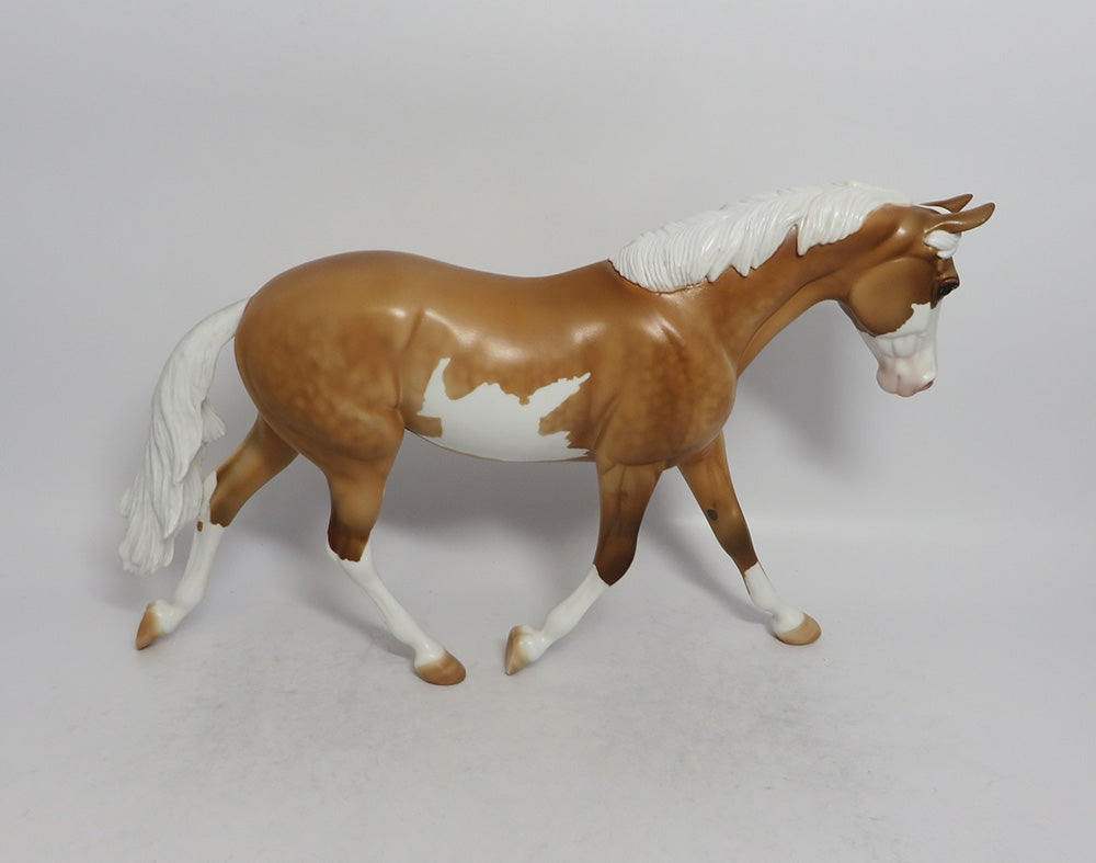 SUNSATION - LE3 DAPPLE PALOMINO PINTO PALOUSE MODEL HORSE SHCF2018