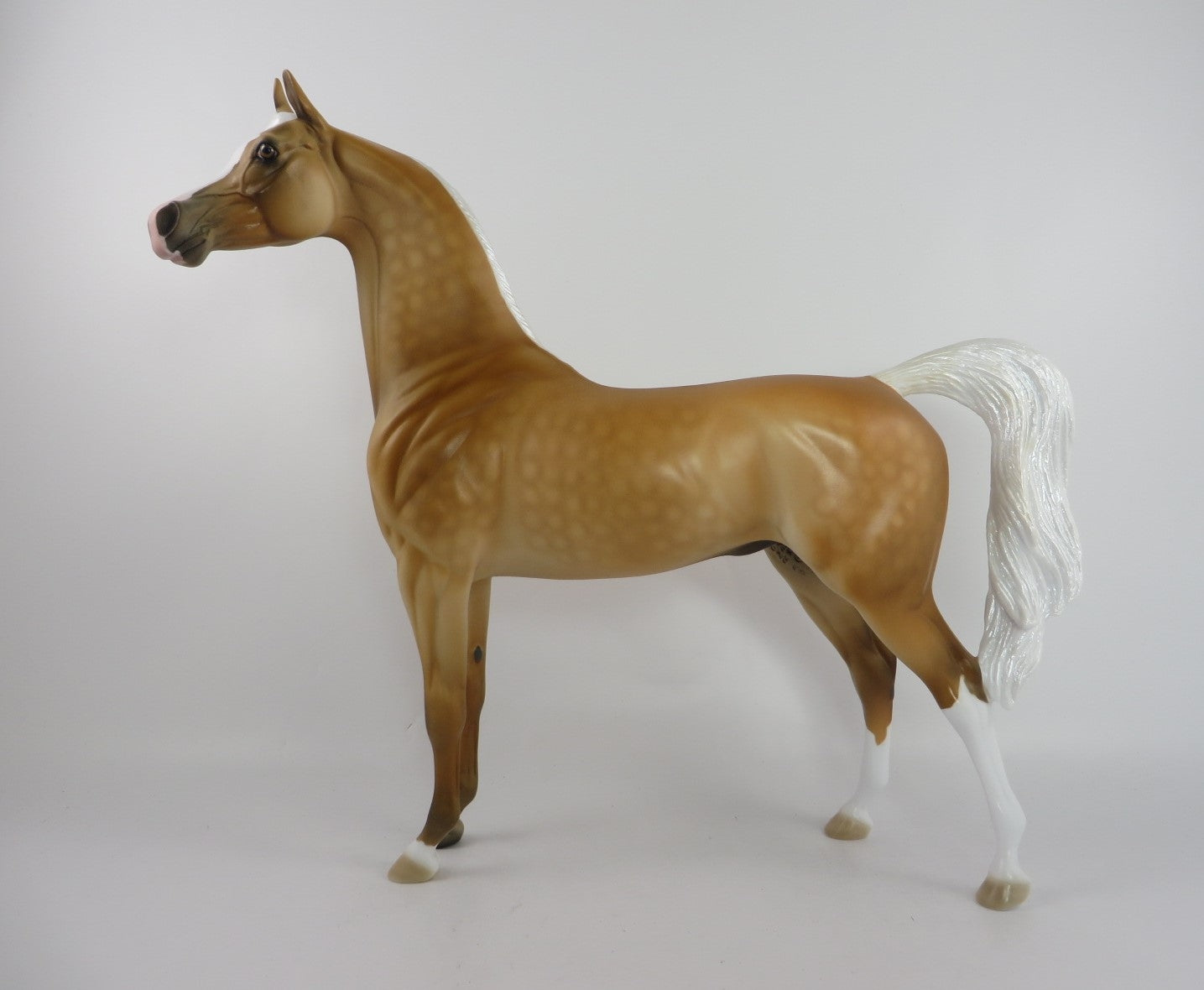 LIVING THE DREAM - OOAK DAPPLE PALAMINO ARABIAN MODEL HORSE BY DAWN QUICK PJ20