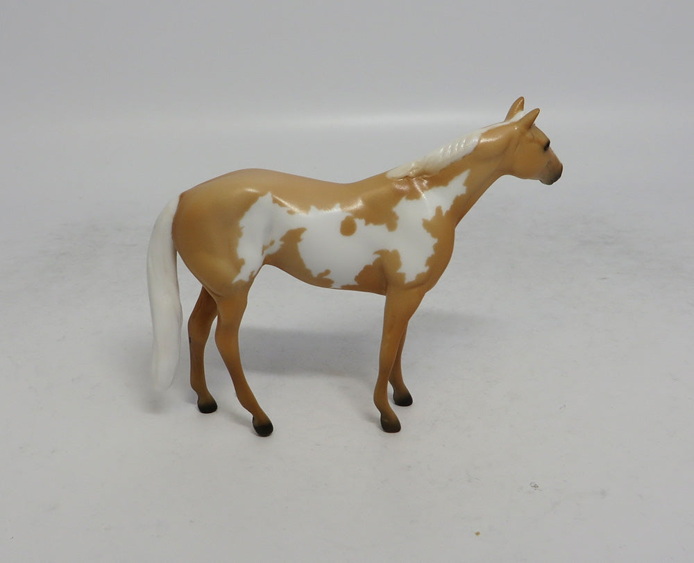 GOLDEN OAK - OOAK PALOMINO PINTO STOCK CHIP SHCF2018