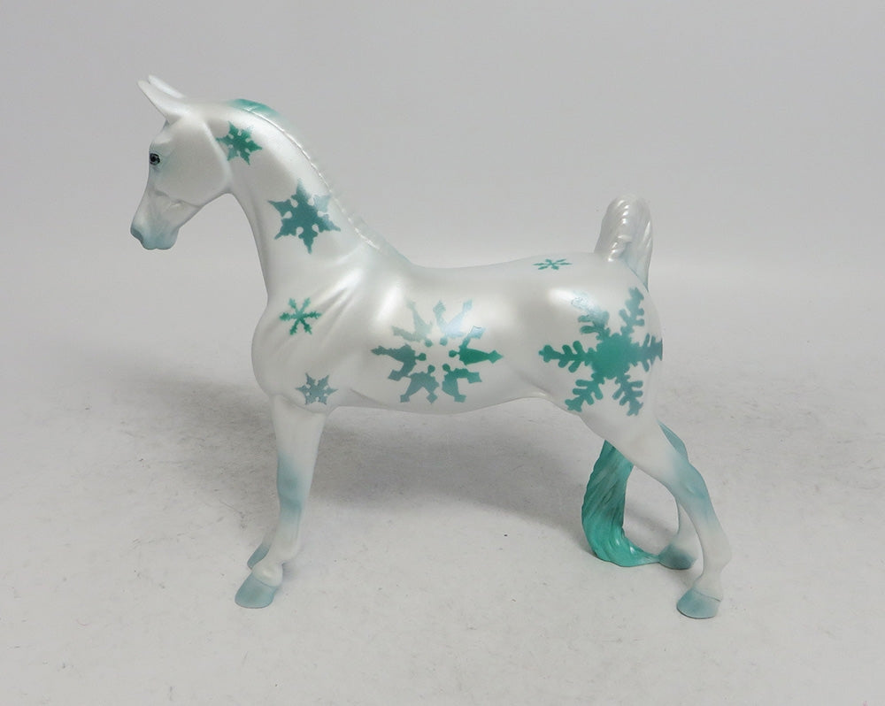 SNOW MINT-OOAK HOLIDAY DECORATOR ASB PEBBLES 12/7/18