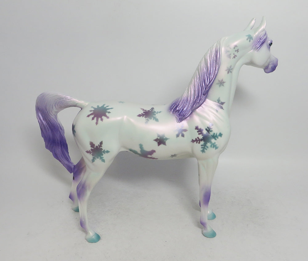 WINTERFELL-OOAK ARABIAN HOLIDAY DECORATOR 12/7/18