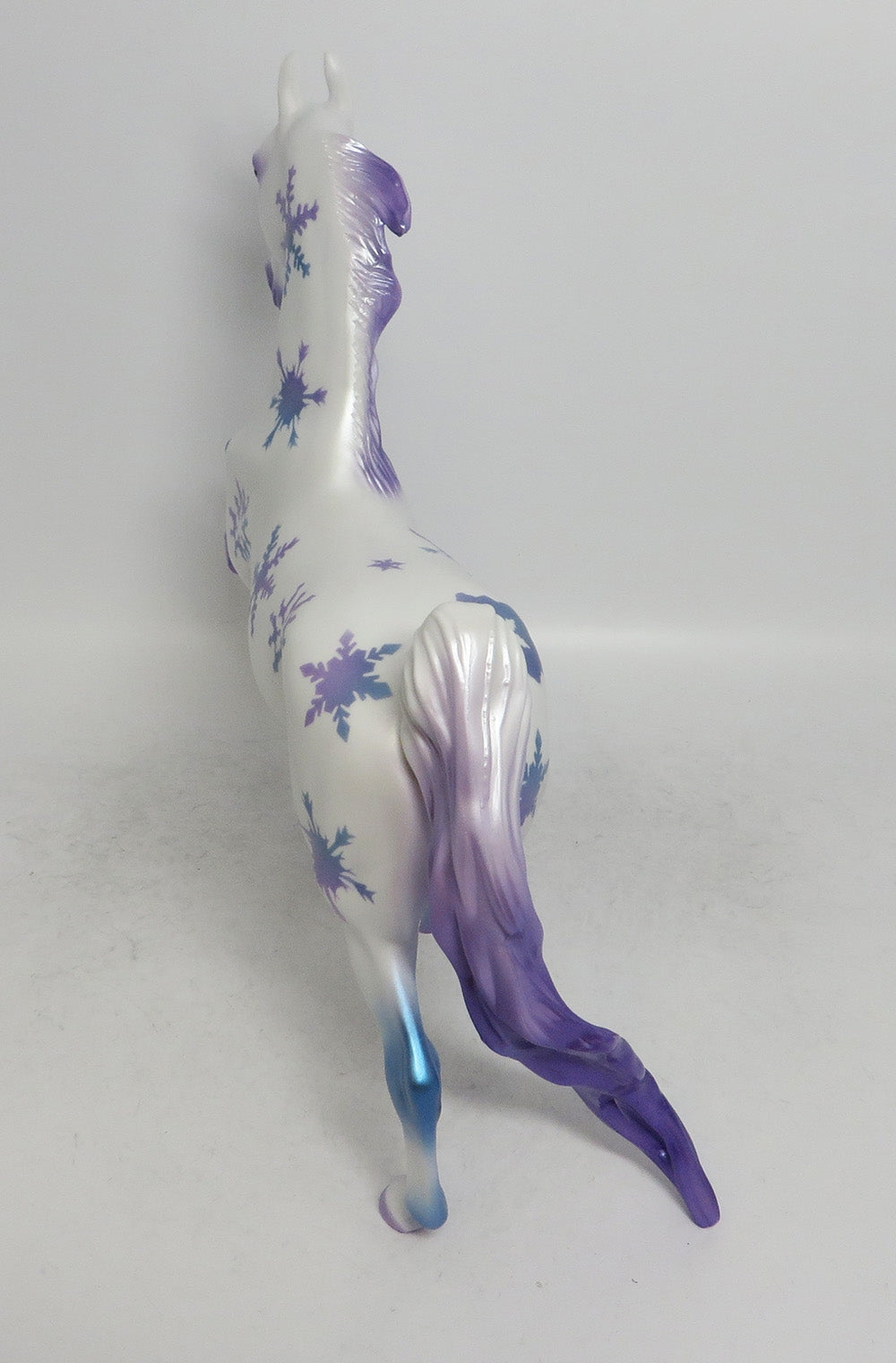 AMETHYST ICE-OOAK HOLIDAY DECORATOR MODEL HORSE 12/7/18