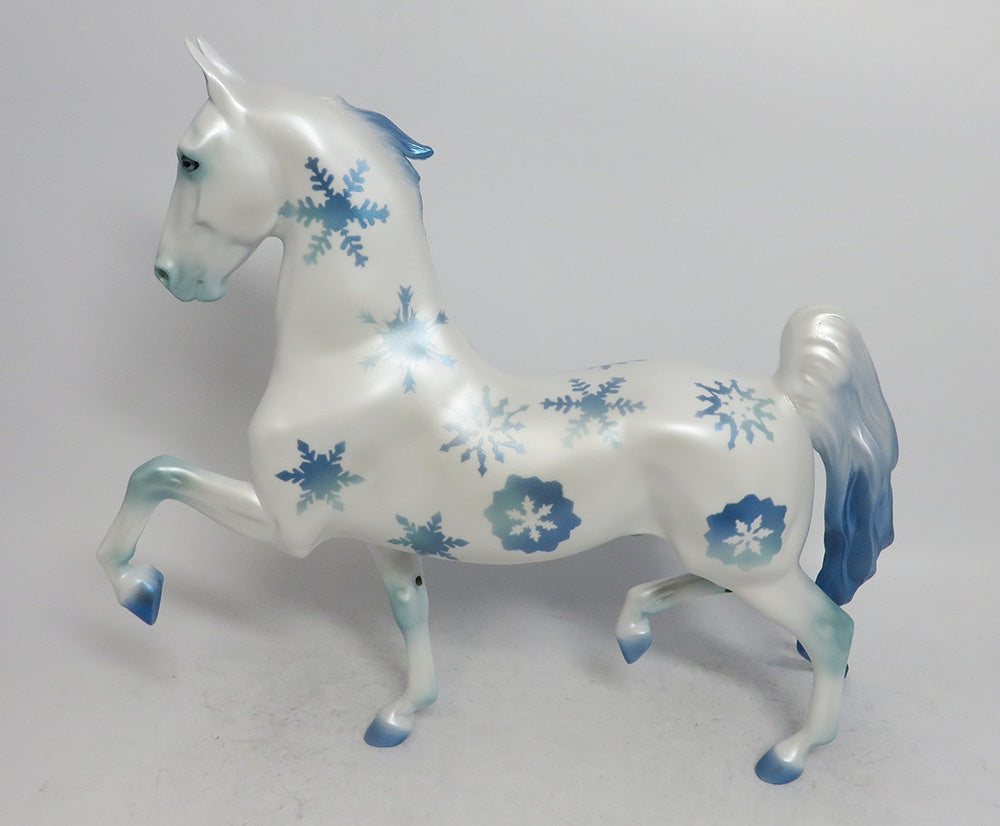 ICE ICE BABY-OOAK SADDLEBRED HOLIDAY DECO MODEL HORSE 12/7/18
