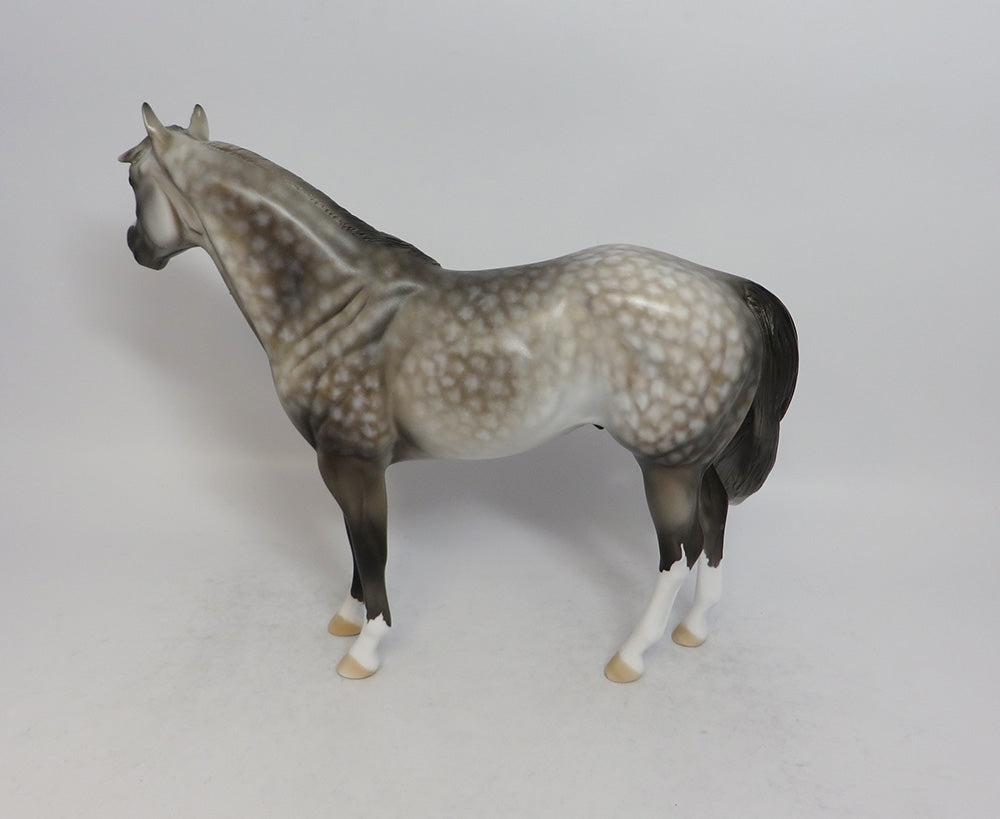 SQUARE DANCE-OOAK STAR DAPPLE GREY ISH MODEL HORSE SHCF 2018