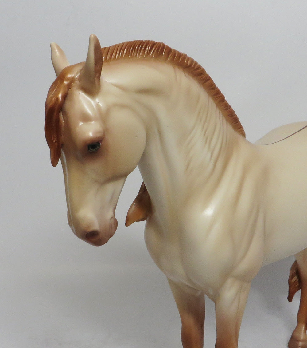 LUZ DE LUNA - LE10 2017 PYO CONTEST WINNER CHAMPAGNE ANDALUSIAN MODEL HORSE PAINTED BY JULIA BULTEMA SHCF2018