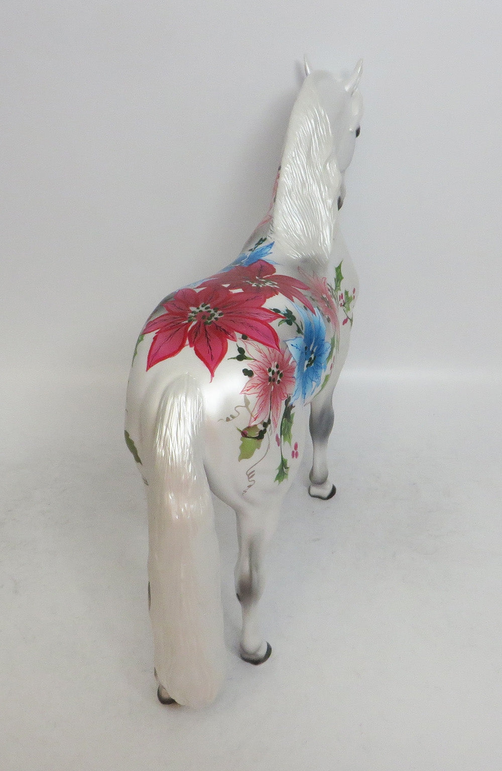 POINTSETTIA-OOAK ANDALUSIAN HOLIDAY DECORATOR BY DAWN QUICK 12/14/18