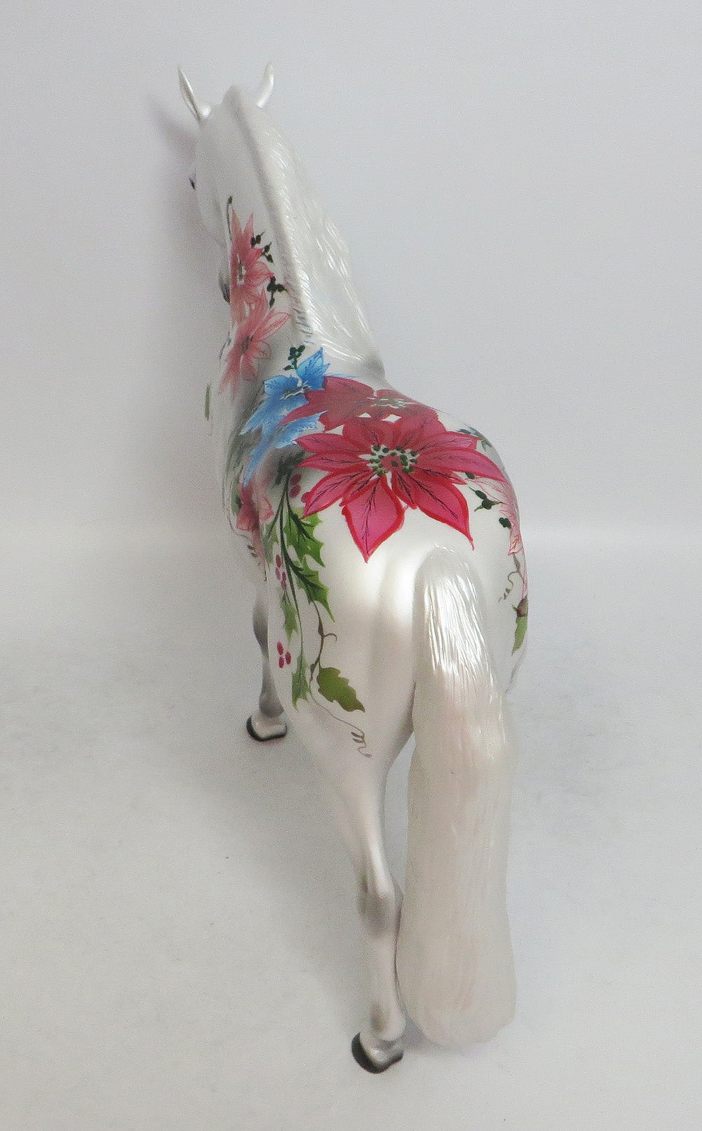 POINTSETTIA-OOAK ANDALUSIAN HOLIDAY DECORATOR BY DAWN QUICK 12/14/18