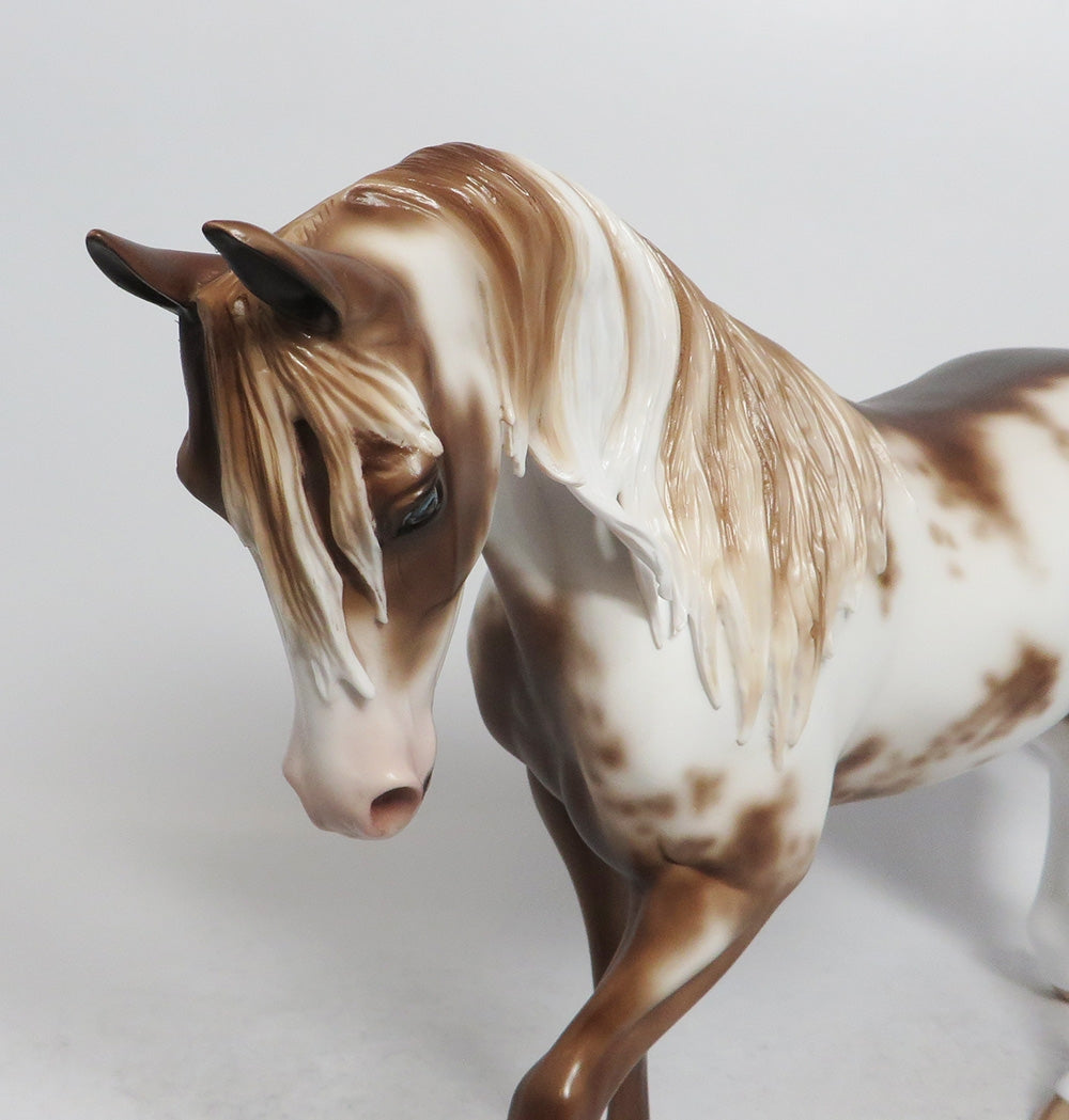 JULES BASS-OOAK CHESTNUT SABINO THOROUGHBRED MODEL HORSE BY SHERYL LEISURE 12/14/18