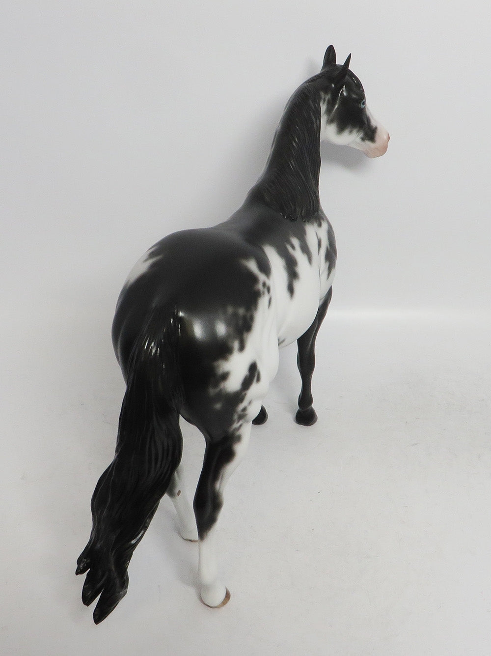 ARTHUR RANKIN-OOAK BLACK SABINO ISH MODEL HORSE BY SHERYL LEISURE 12/14/18