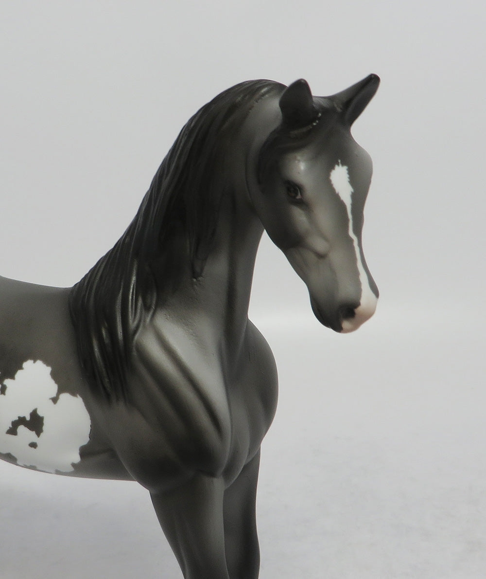 POETRY IN MOTION - OOAK GREY PINTO PEBBLES MODEL HORSE SHCF2018