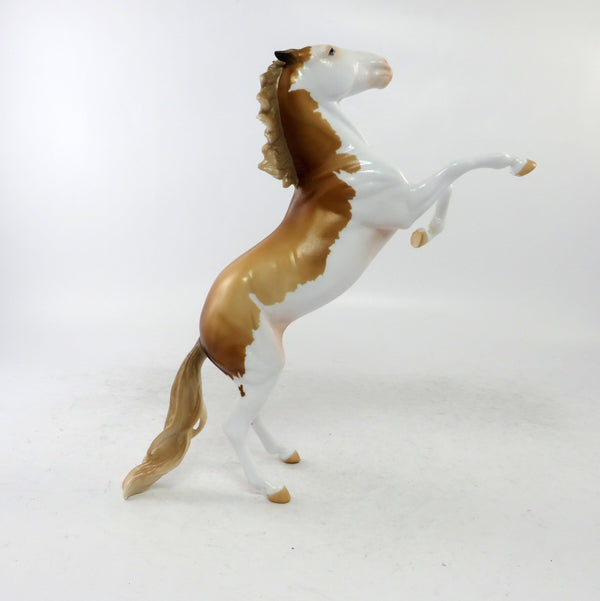 JOVIE-OOAK CHESTNUT SPLASH REARING PEBBLES MODEL HORSE 12/21