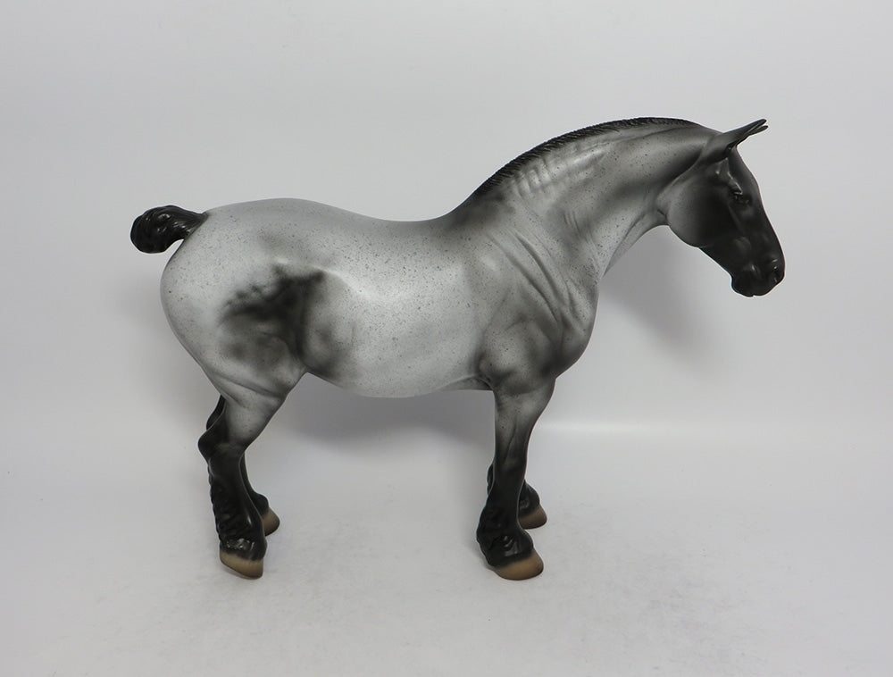 TOO BIG FOR YOUR BRITCHES - OOAK BLUE ROAN BUNNY HEAVY DRAFT MODEL HORSE SHCF2018