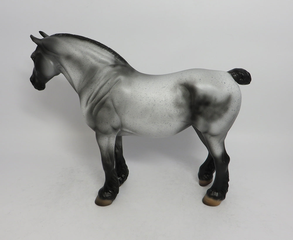 TOO BIG FOR YOUR BRITCHES - OOAK BLUE ROAN BUNNY HEAVY DRAFT MODEL HORSE SHCF2018