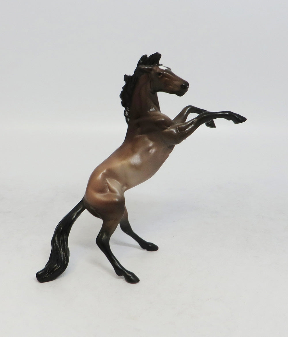 INOLA MINI - LE25 GRULLA REARING CHIP SHCF2018