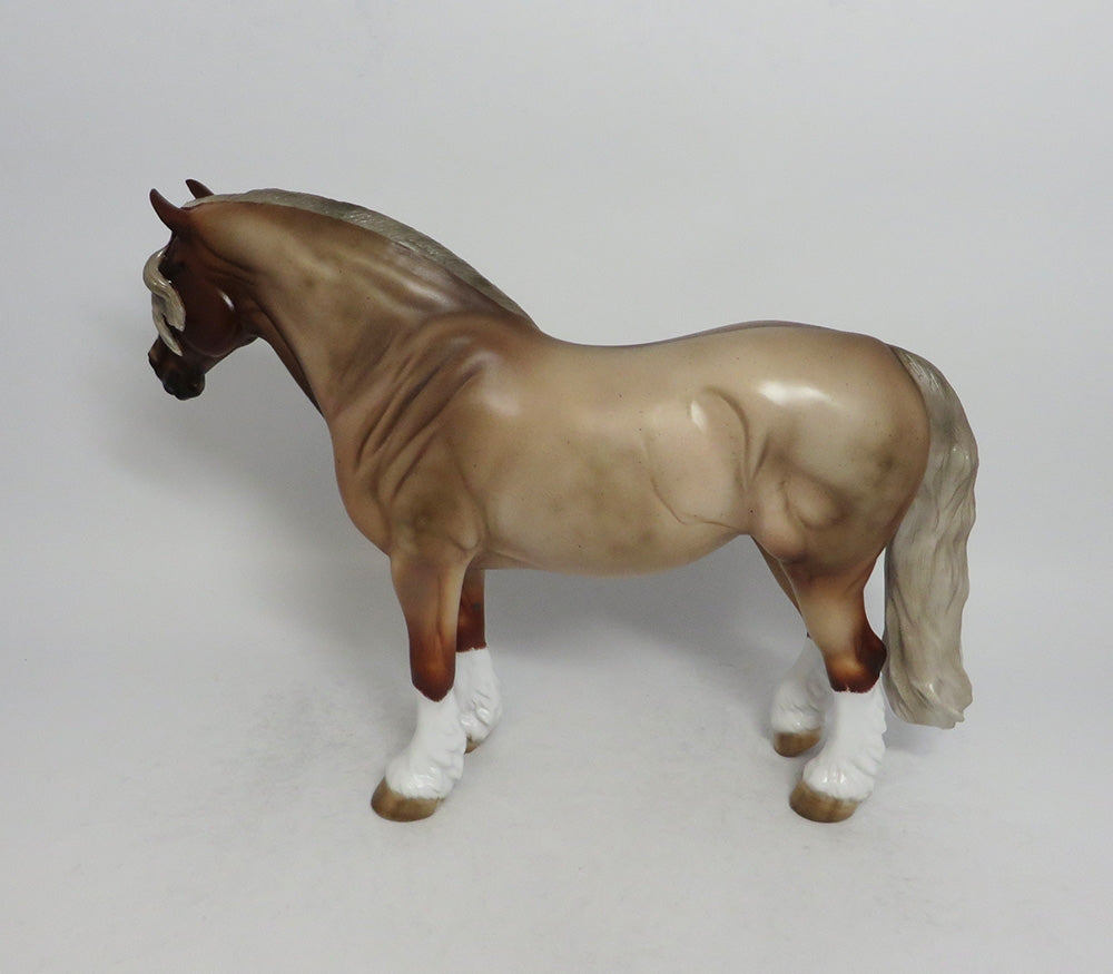 LORETTA LYNN-OOAK CHESTNUT GOING GREY DRAFT MARE BUNNY!! BY KEIM!-RAFFLE!!