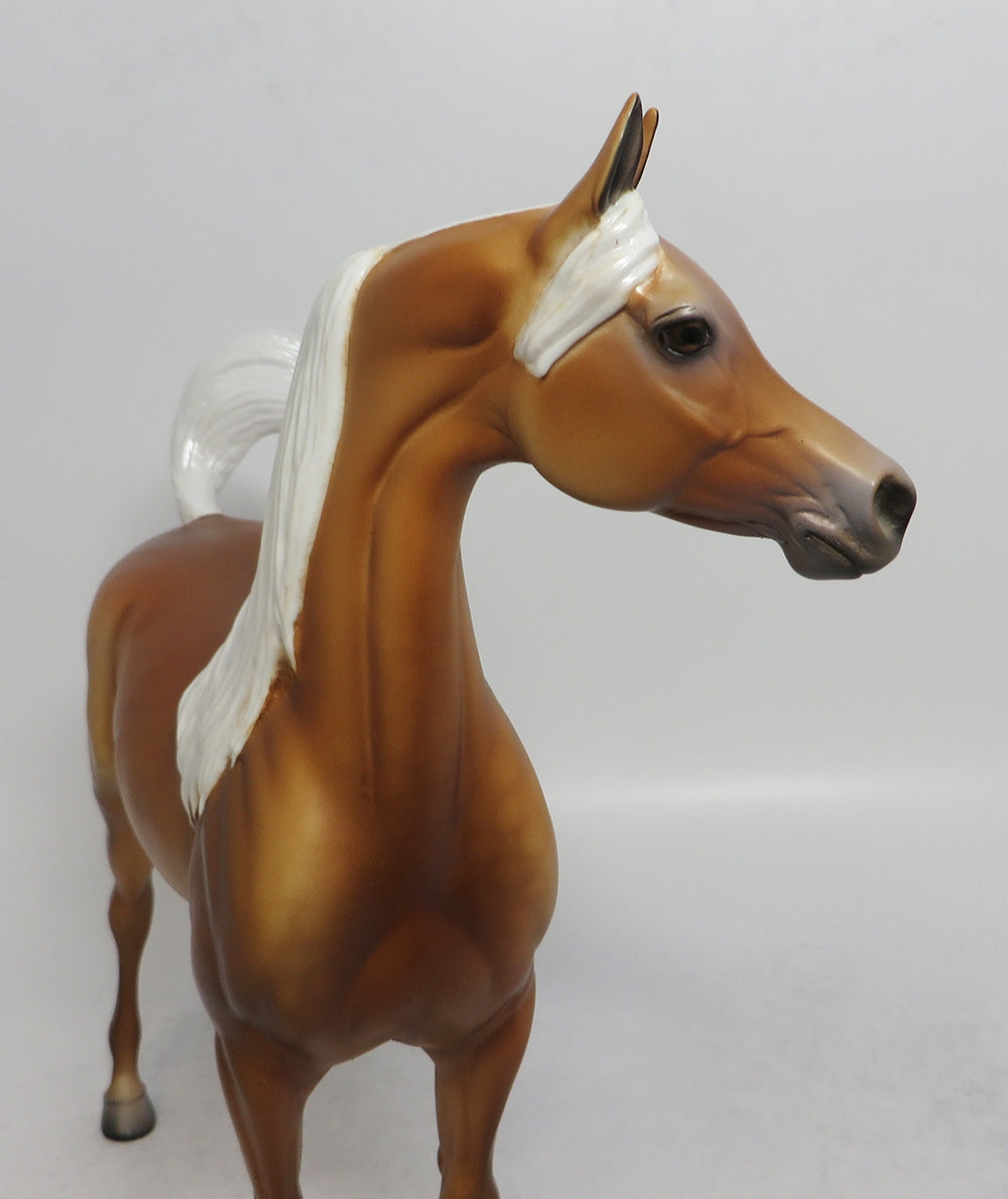 SUNDANCE - OOAK DAPPLE GOLDEN PALOMINO ARABIAN MODEL HORSE EQ2018