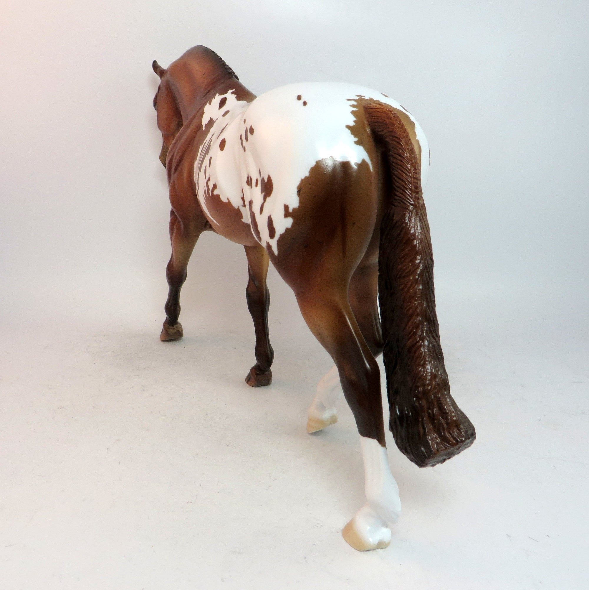 LONGEST YARD-LE-7 CHESTNUT APPALOOSA IRISH DRAFT MODEL HORSE SB 2019