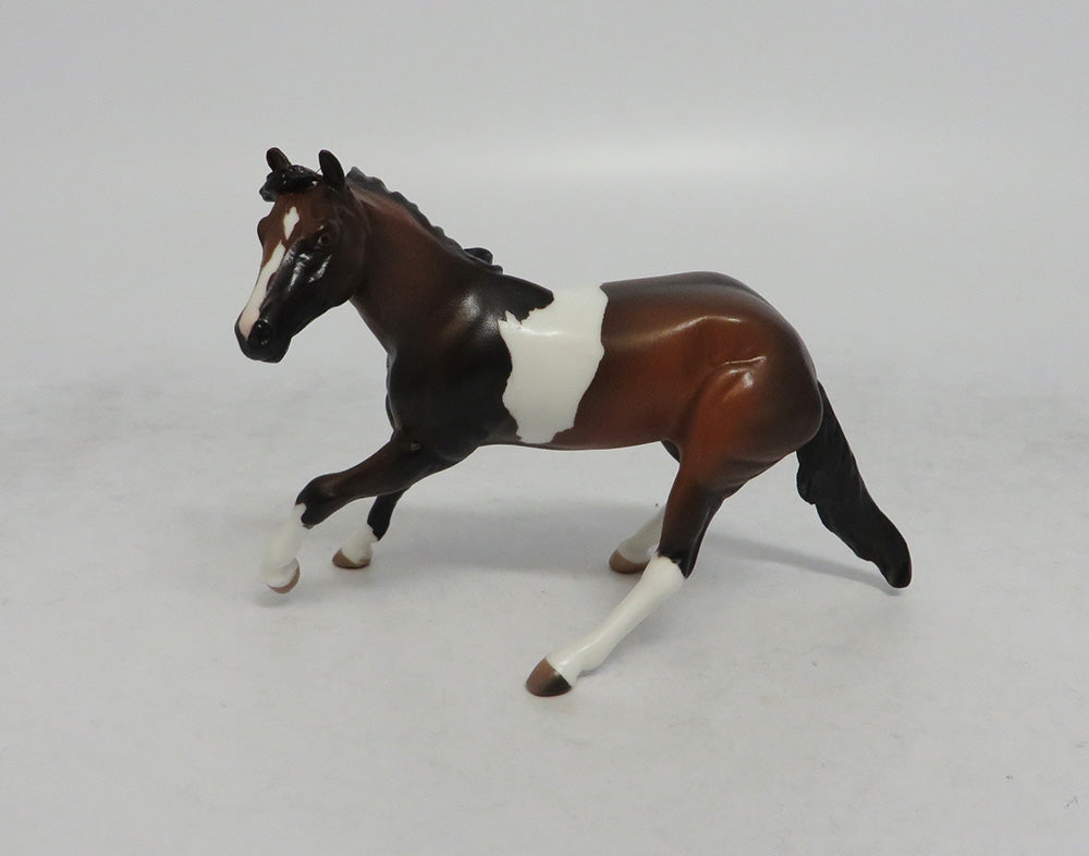 DIANA & TREVOR - OOAK BAY PINTO CUTTER AND BROWN CALF CHIP MODEL HORSE 5/18/18