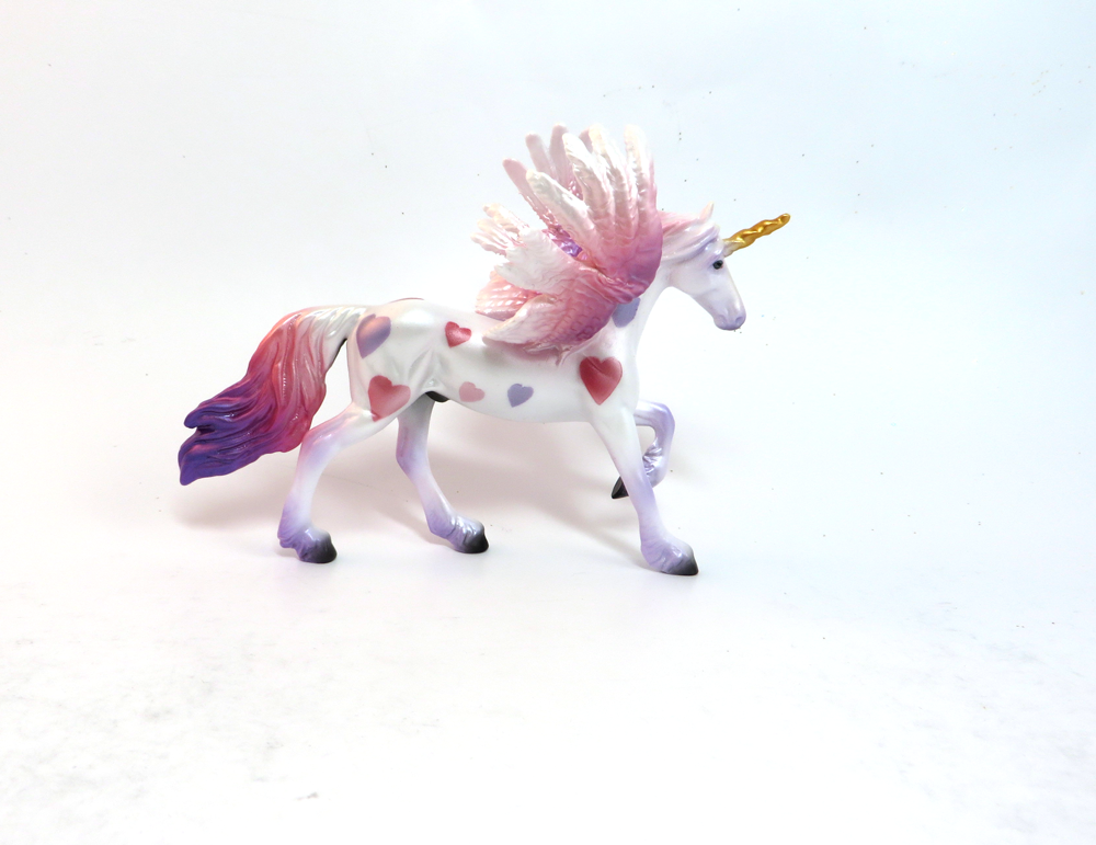 MYSTIC LOVE-OOAK-PEGACHIP VALENTINE DECORATOR PEARL WITH PINK AND PURPLE HEARTS - SB19