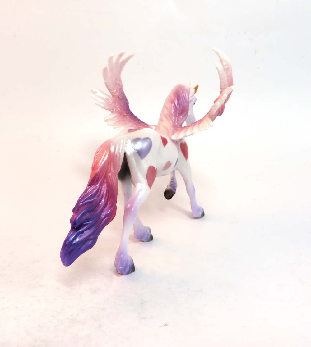 MYSTIC LOVE-OOAK-PEGACHIP VALENTINE DECORATOR PEARL WITH PINK AND PURPLE HEARTS - SB19