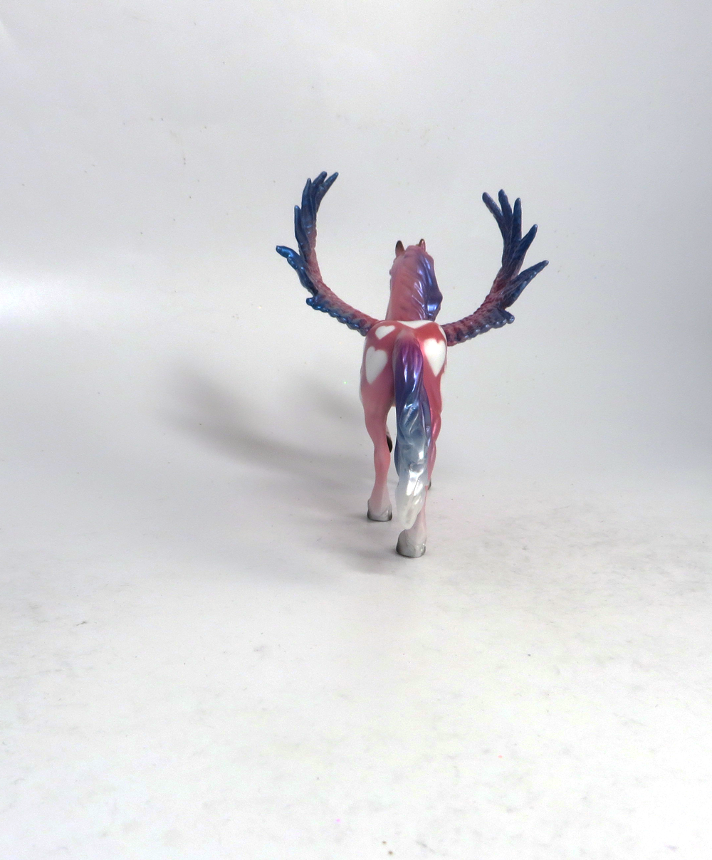 LOVE BUG-OOAK VALENTINE PEGA CHIP MODEL HORSE 1/18/19