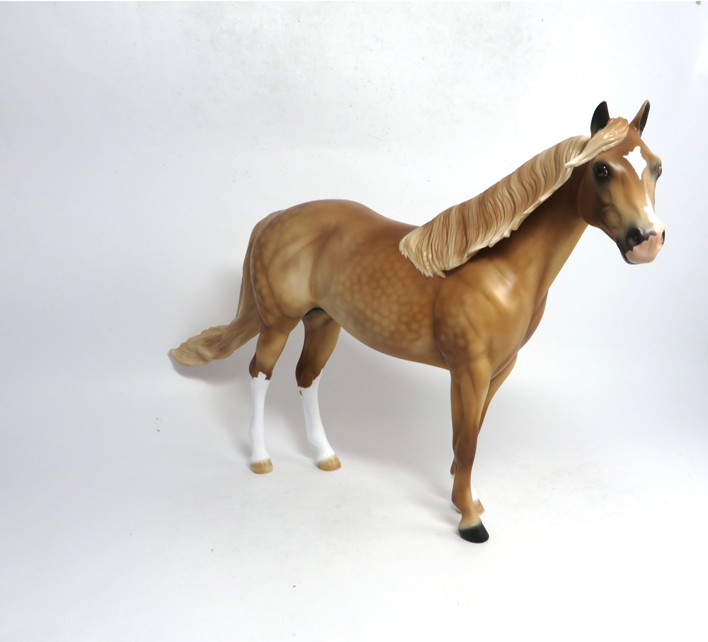 HONEY SMACK- ISH14-47-OOAK- DAPPLE PALOMINO ISH MODEL HORSE 1/18/18