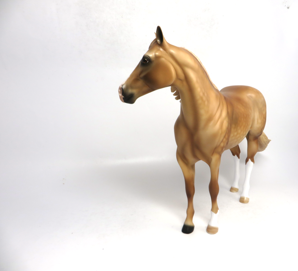 HONEY SMACK- ISH14-47-OOAK- DAPPLE PALOMINO ISH MODEL HORSE 1/18/18