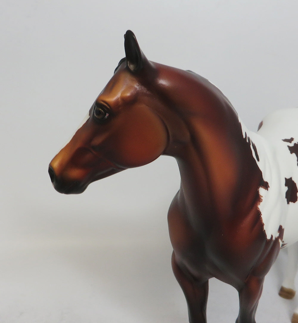 VINO - OOAK BAY PINTO ISH MODEL HORSE EQ2018