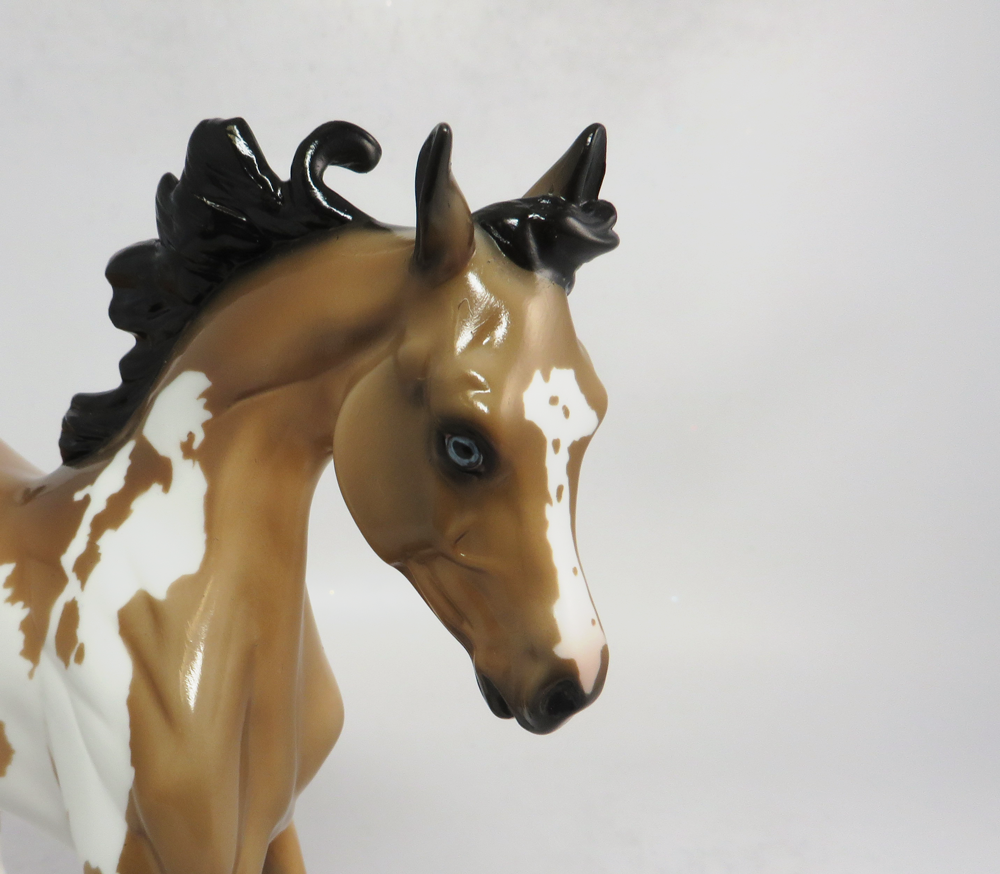 DIXIE CHICK- OOAK BUCKSKIN YEALRING BY JULIE KEIM EA19