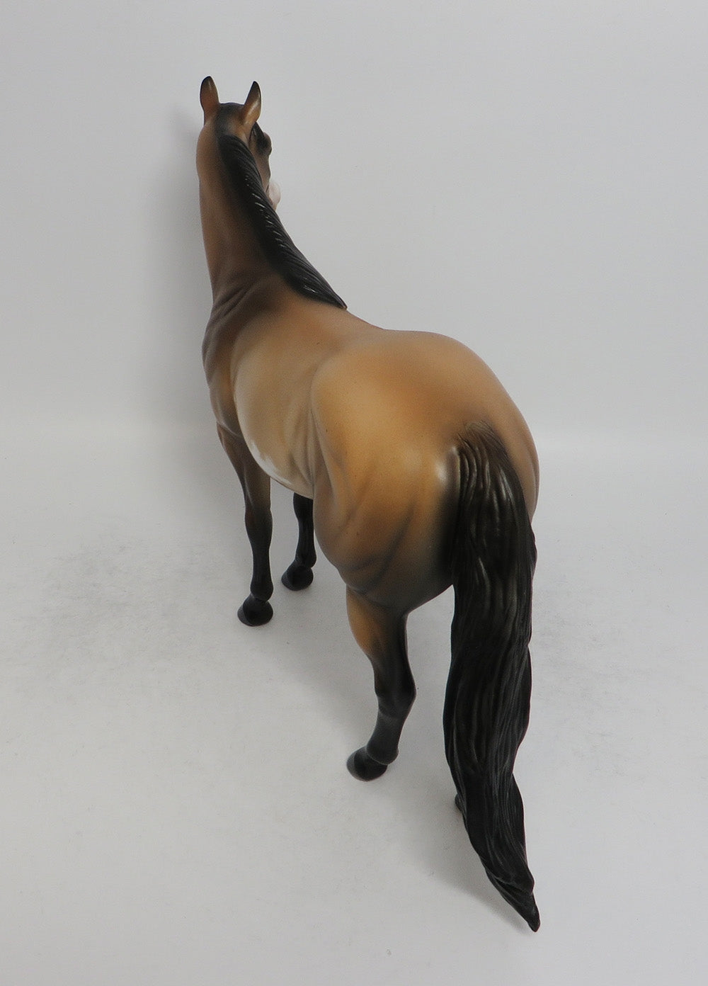 SEASON&#39;S OF WITHER-OOAK ETCHED BUCKSKIN PINTO ISH MODEL HORSE 6/1/18