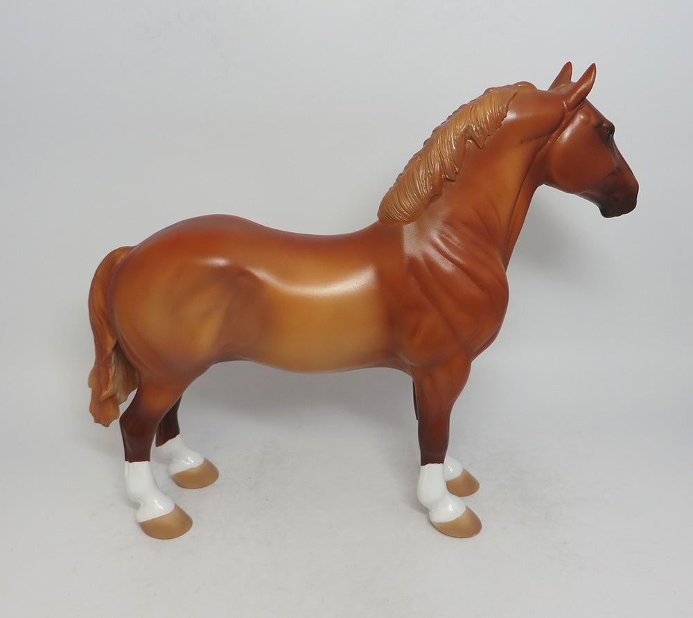 ARCHIE-OOAK CHESTNUT STANDING DRAFTER MODEL HORSE 6/19/18