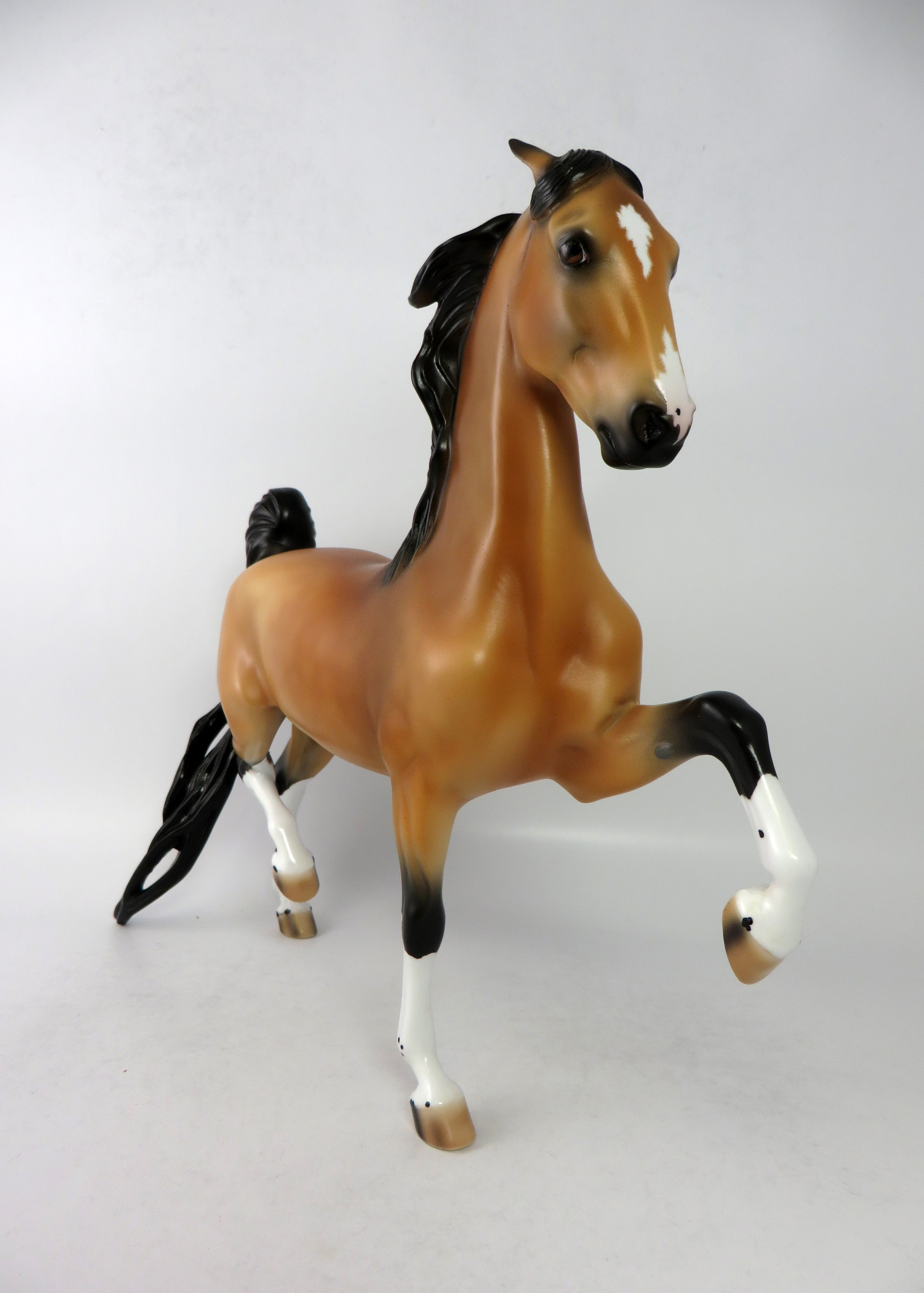 SEDONA-OOAK BUCKSKIN SADDLEBRED MODEL HORSE 6/19/18 - Stone Horses