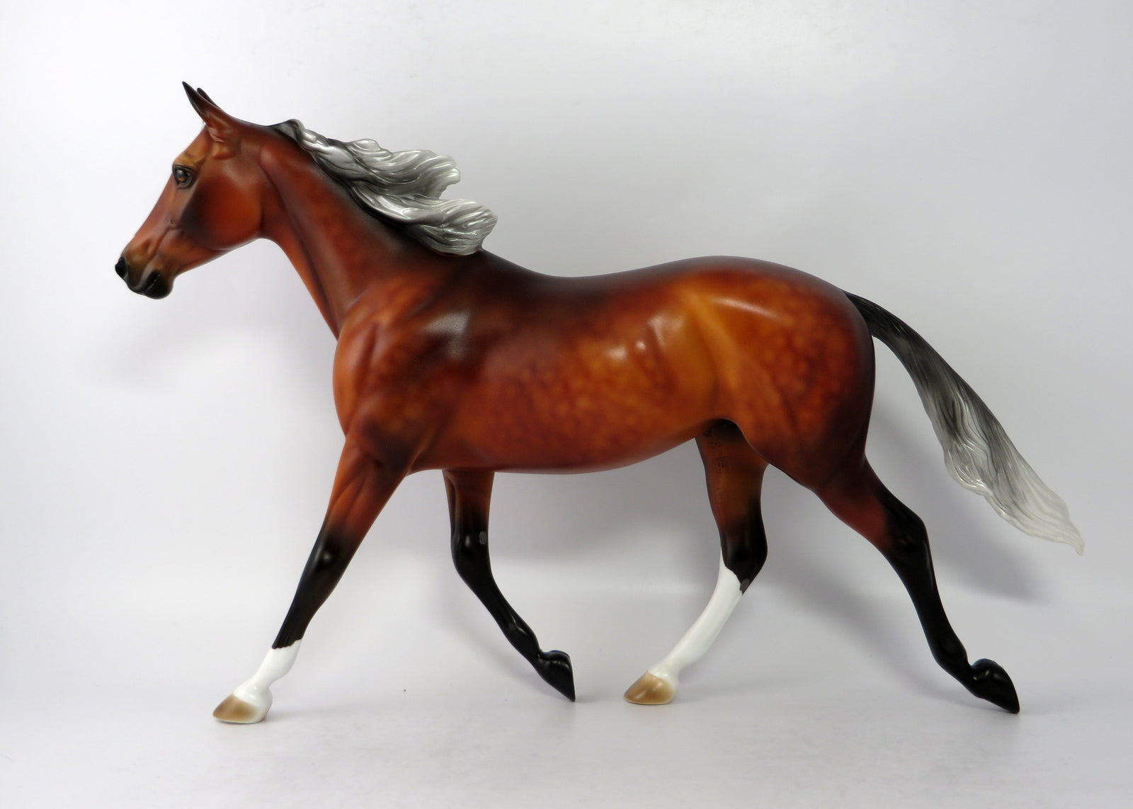 BAY MOON-OOAK SILVER BAY PALOUSE MODEL HORSE EQ 2018