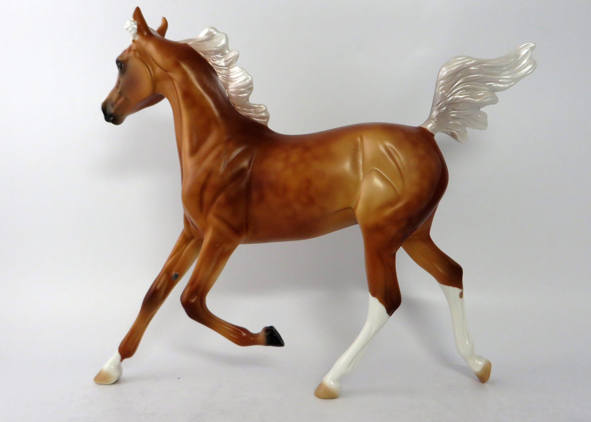 OPHELIA-OOAK DAPPLE PALOMINO YEARLING MODEL HORSE 6/19/18