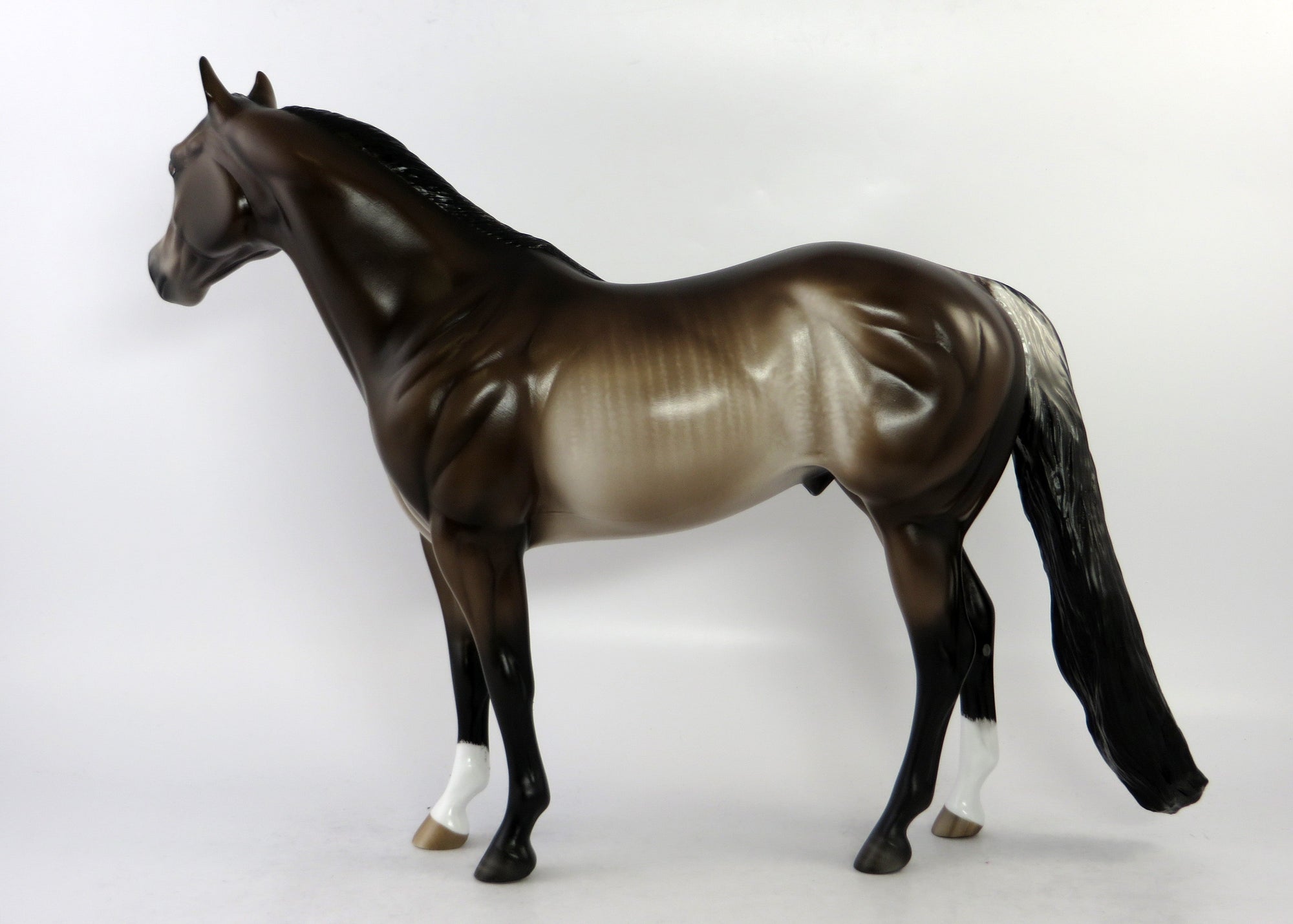WALLACE-OOAK BAY RABICANO ISH MODEL HORSE EQ 2018
