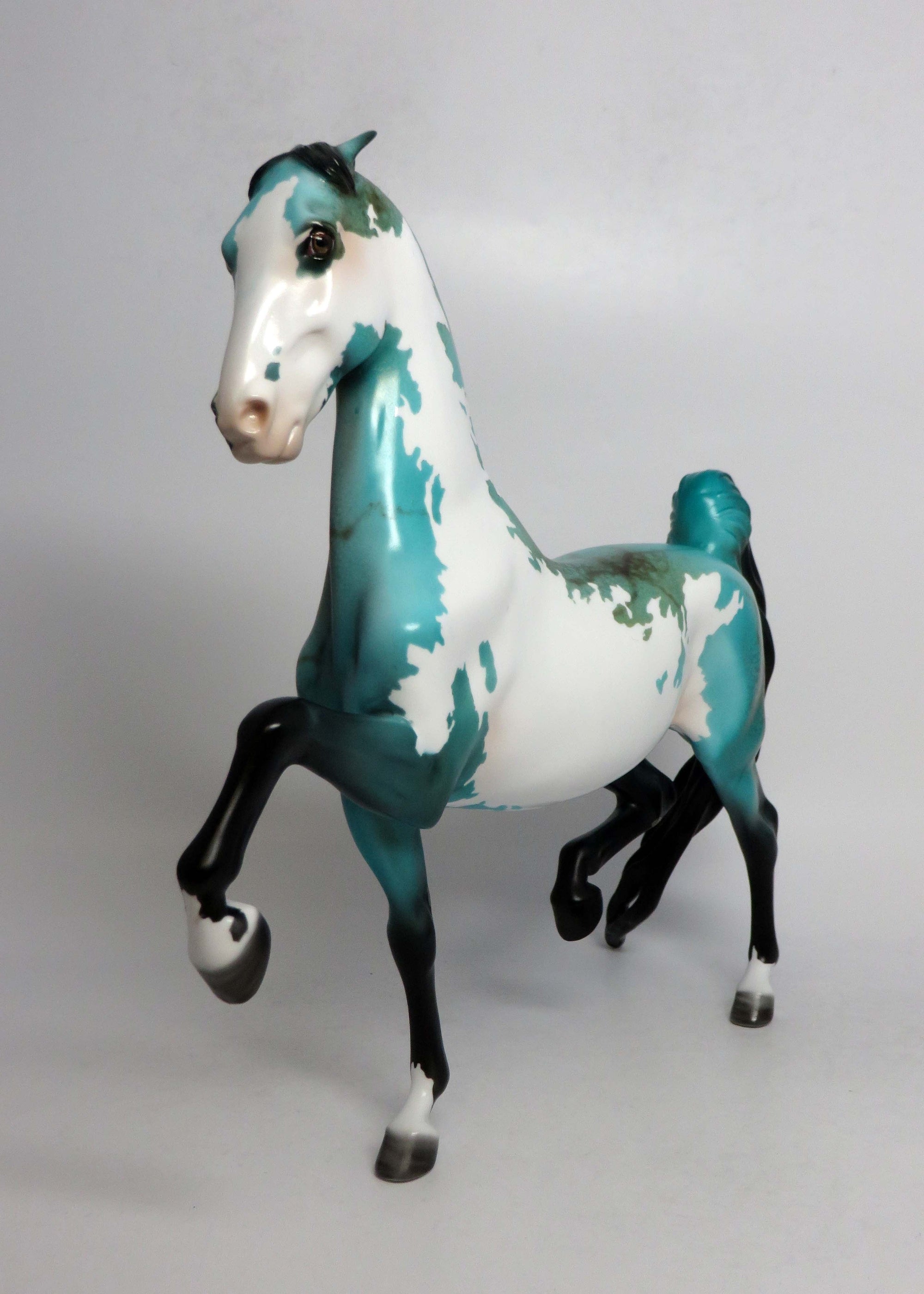 MIMI-OOAK TURQUOISE SADDLEBRED MODEL HORSE BY DAWN QUICK EQ 2018