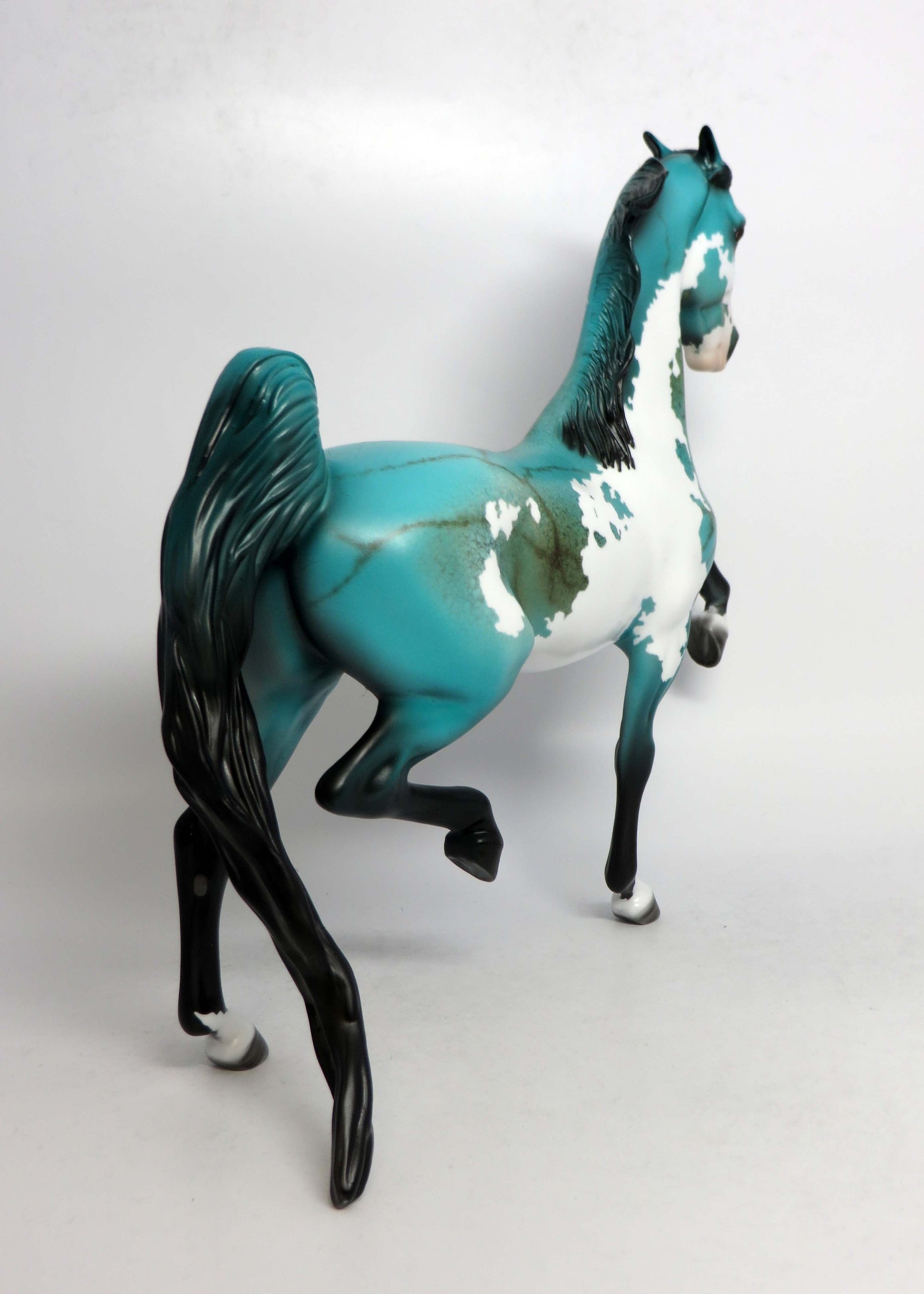 MIMI-OOAK TURQUOISE SADDLEBRED MODEL HORSE BY DAWN QUICK EQ 2018